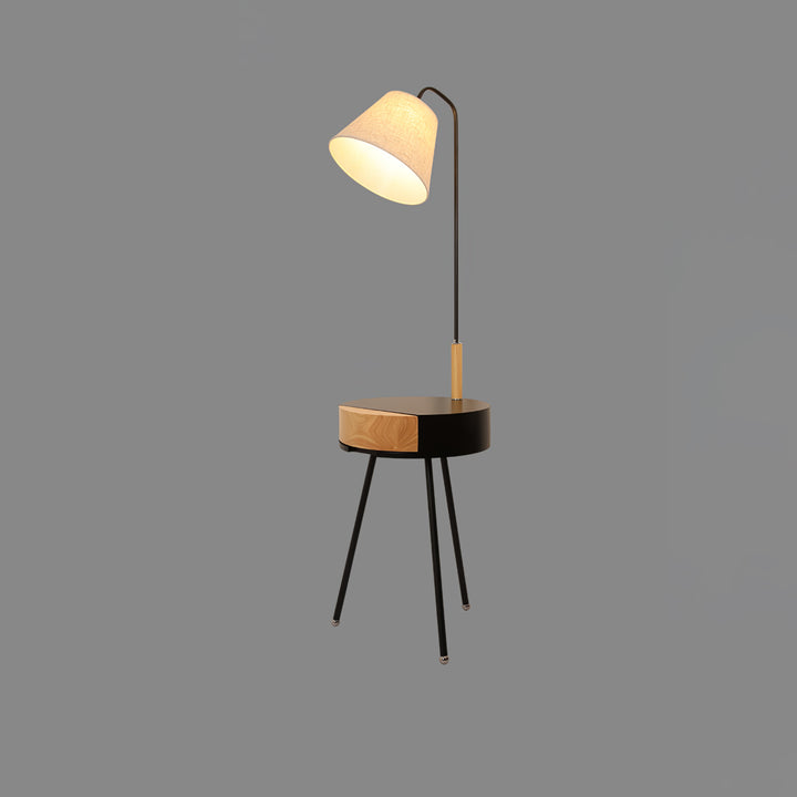 Tripod Fabric Floor Lamp - Vakkerlight