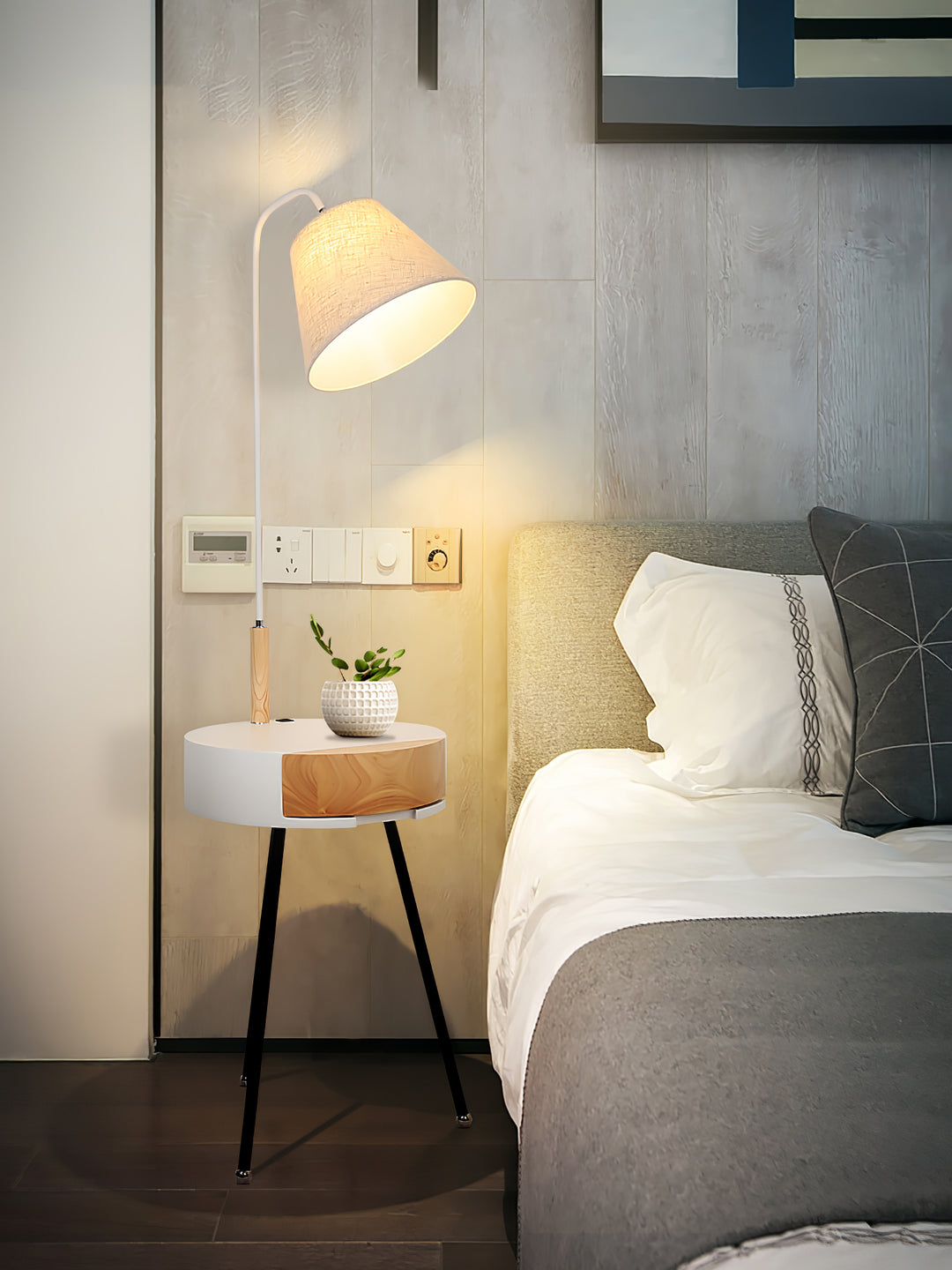 Tripod Fabric Floor Lamp - Vakkerlight