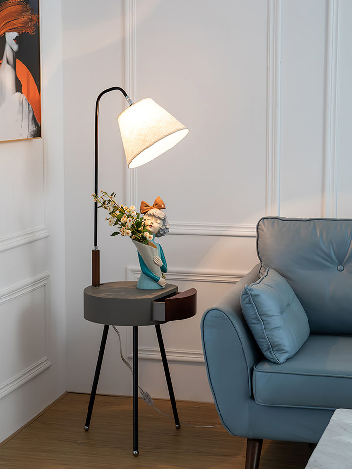 Tripod Fabric Floor Lamp - Vakkerlight