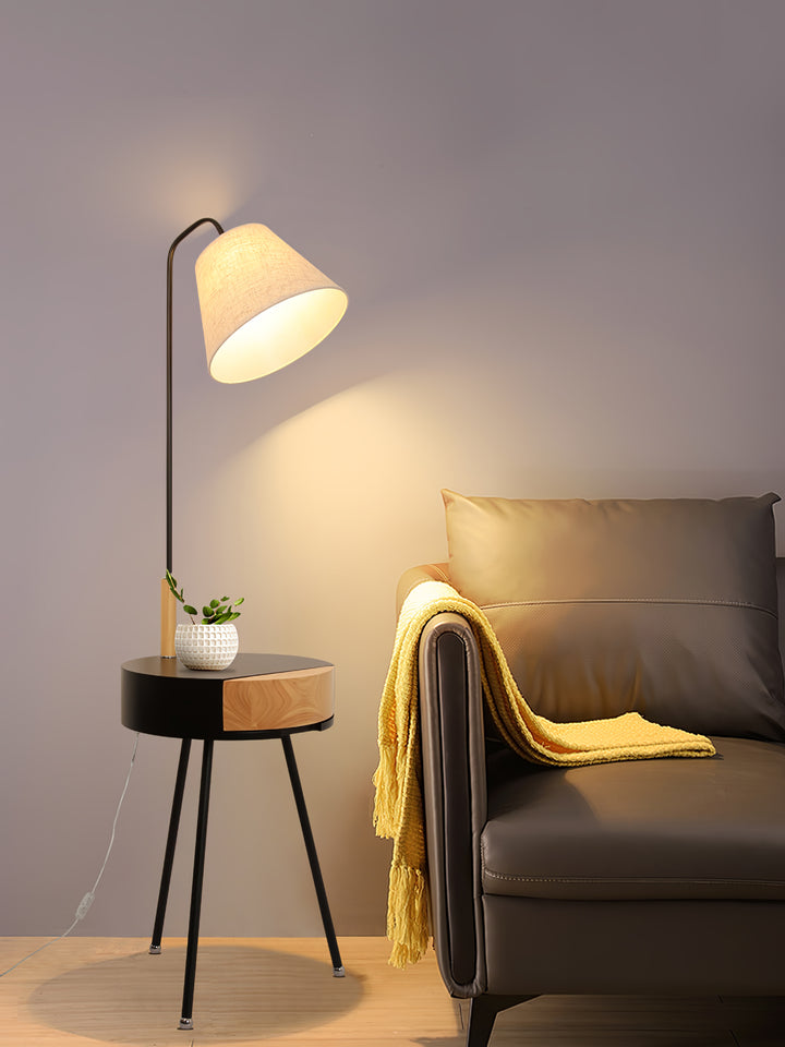 Tripod Fabric Floor Lamp - Vakkerlight