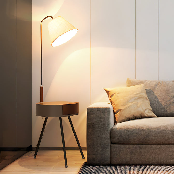 Tripod Fabric Floor Lamp - Vakkerlight