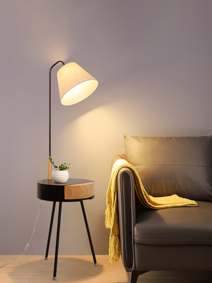 Tripod Fabric Floor Lamp - Vakkerlight