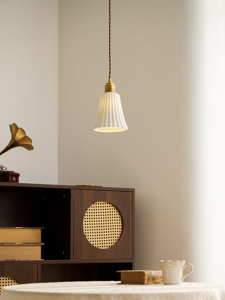 Trumpet Ceramic Pendant Light - Vakkerlight