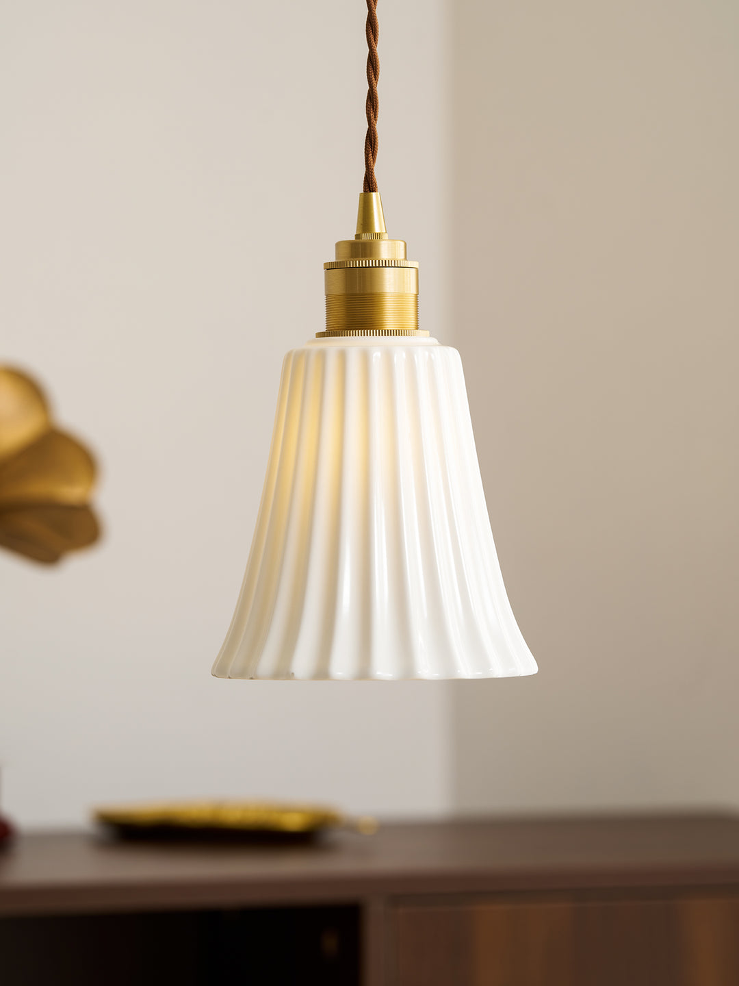 Trumpet Ceramic Pendant Light - Vakkerlight