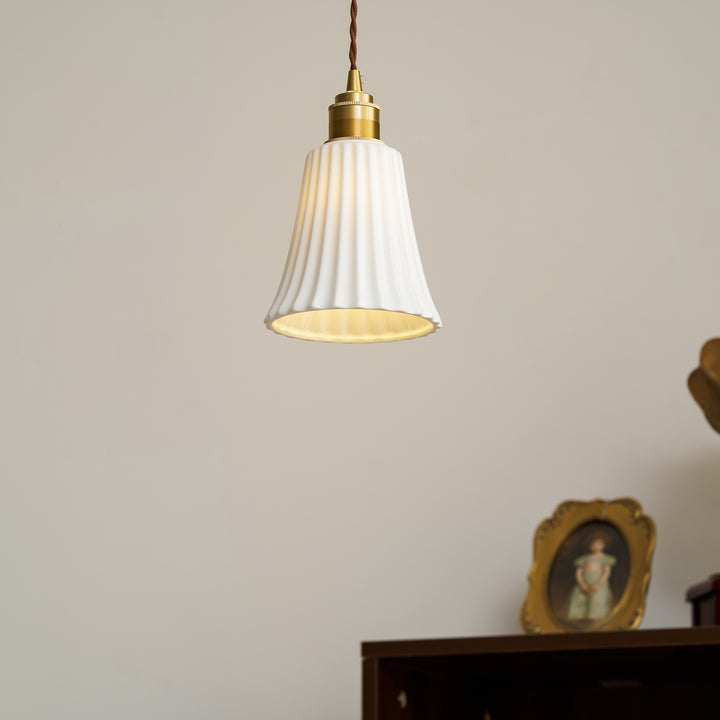 Trumpet Ceramic Pendant Light - Vakkerlight