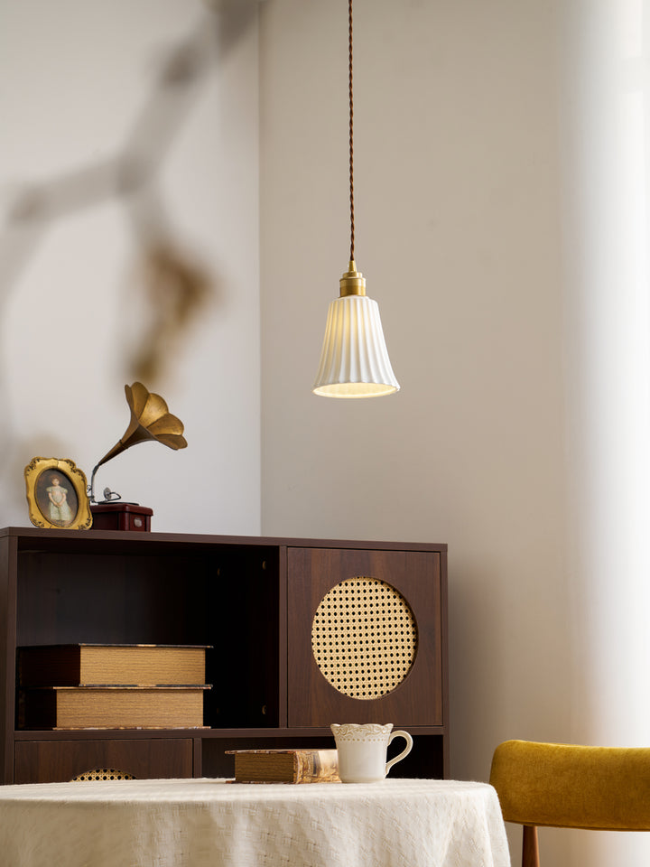 Trumpet Ceramic Pendant Light - Vakkerlight