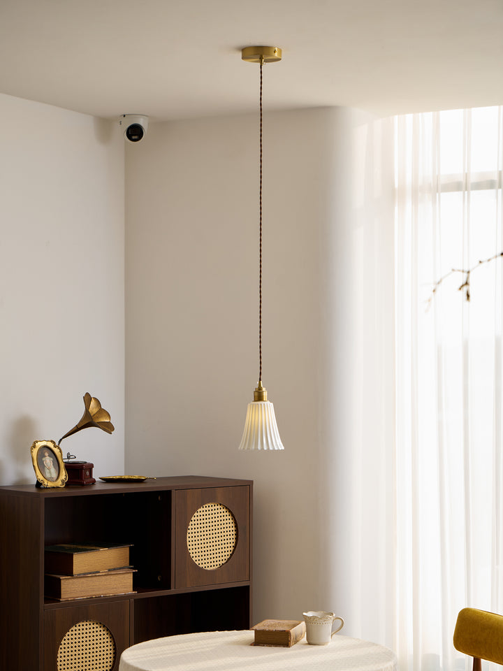 Trumpet Ceramic Pendant Light - Vakkerlight