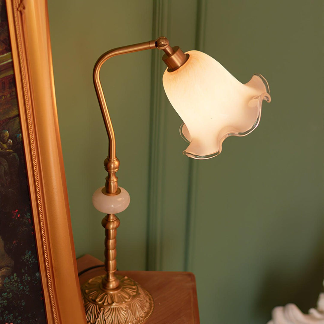 Tulip Brass Table Lamp - Vakkerlight