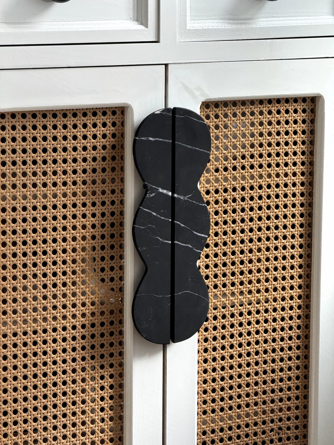 Twin - Curve Pull Handle - Vakkerlight