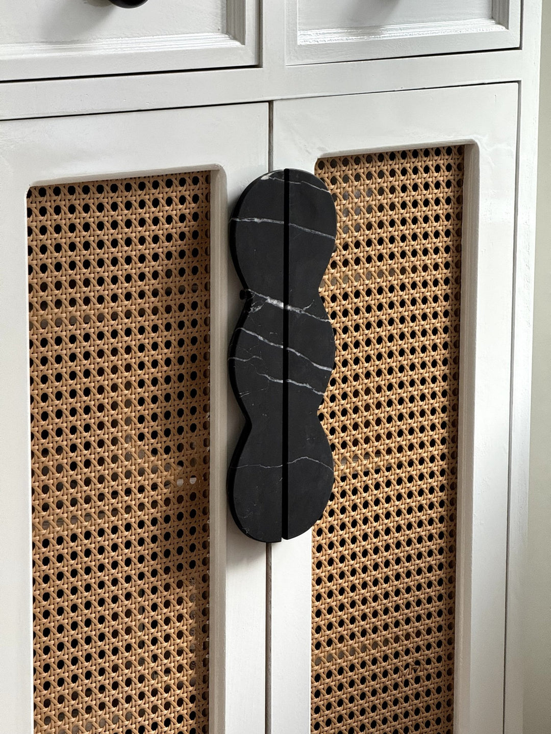 Twin - Curve Pull Handle - Vakkerlight