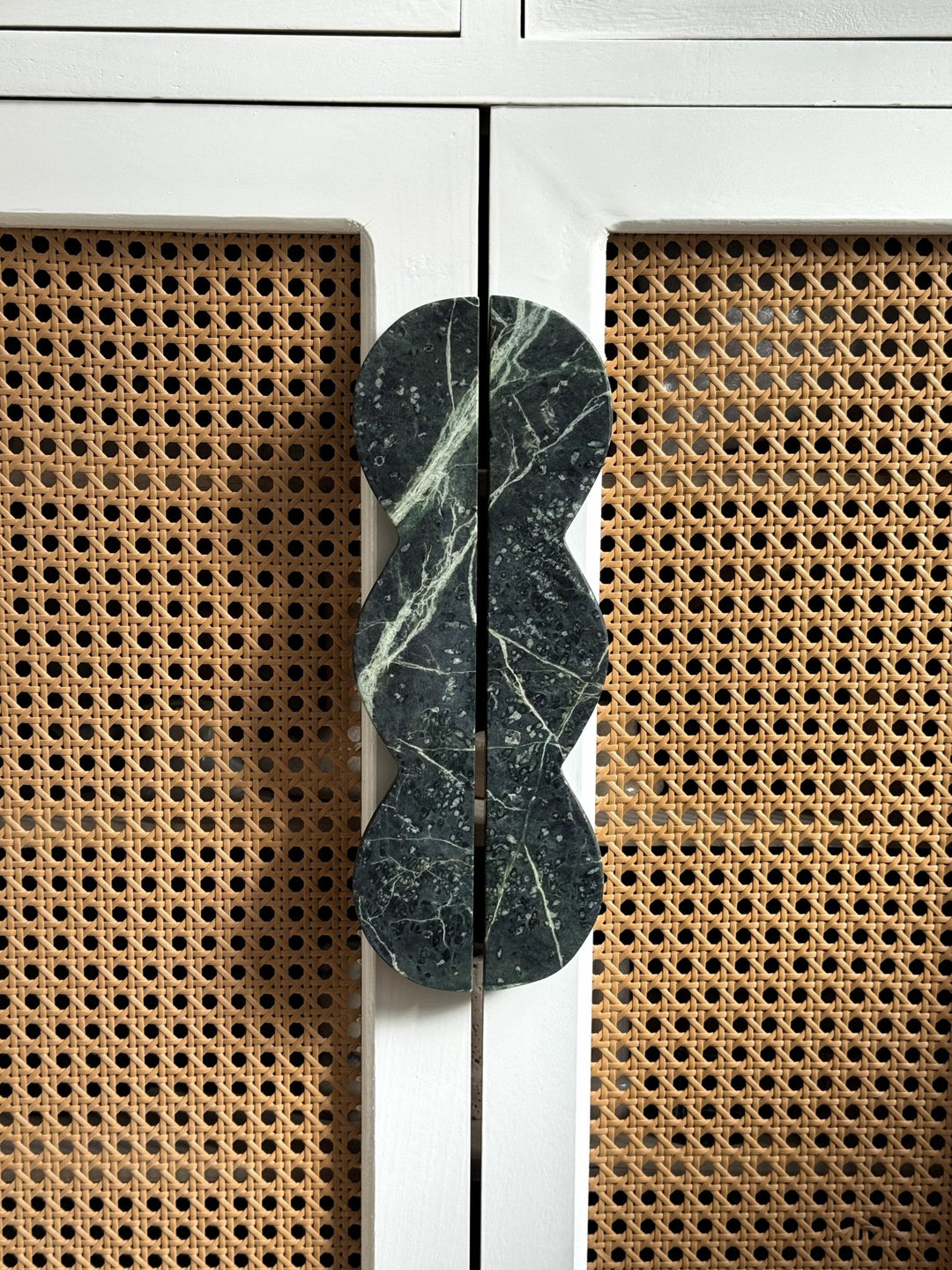 Twin - Curve Pull Handle - Vakkerlight