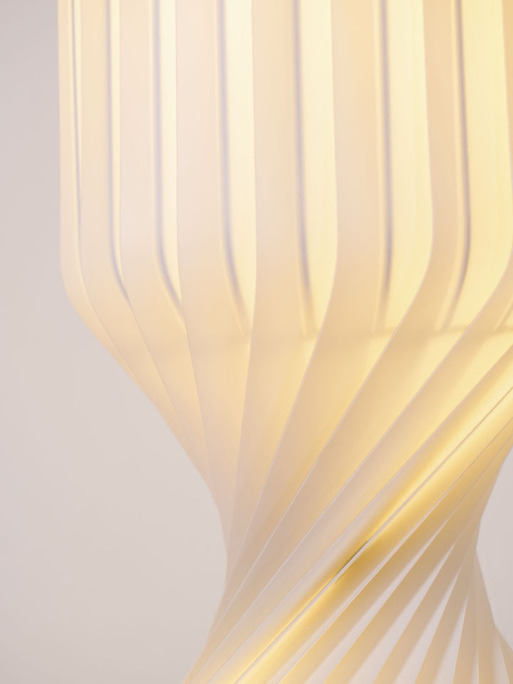 Twist Floor Lamp - Vakkerlight