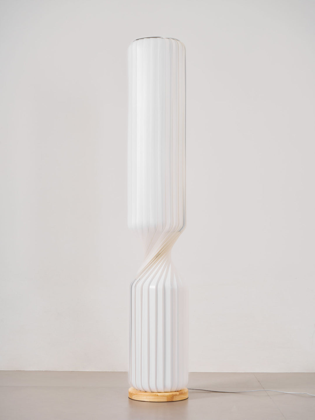 Twist Floor Lamp - Vakkerlight