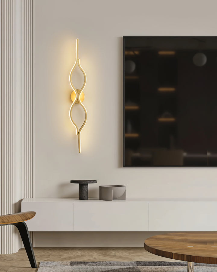 Twist Brass Wall Light - Vakkerlight