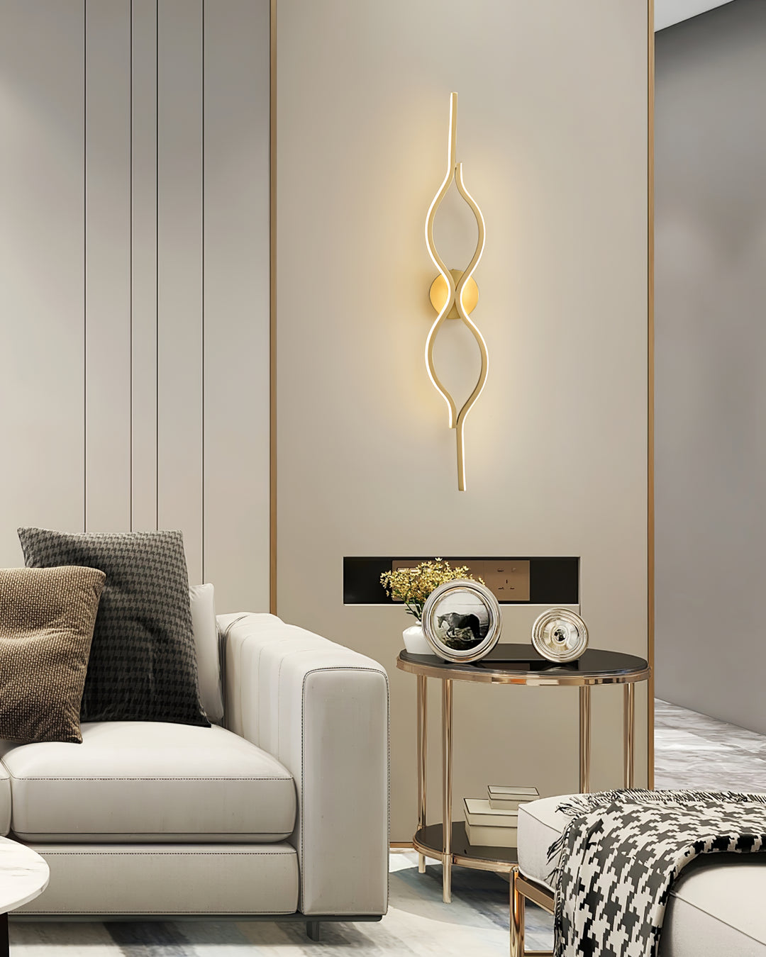 Twist Brass Wall Light - Vakkerlight