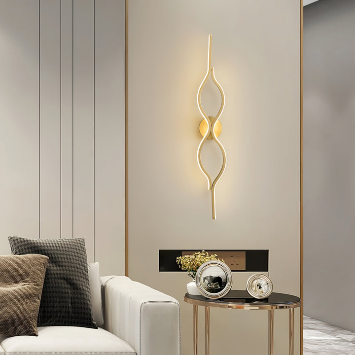 Twist Brass Wall Light - Vakkerlight