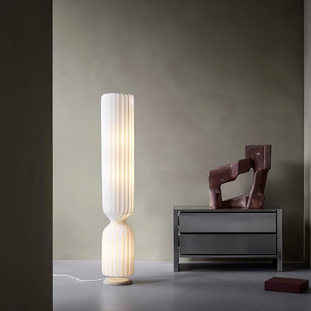 Twist Floor Lamp - Vakkerlight