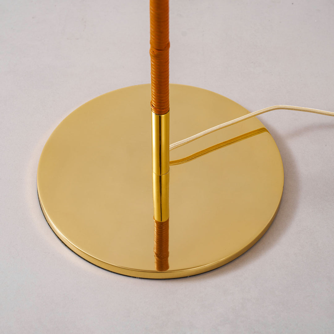 9602 Lámpara de pie