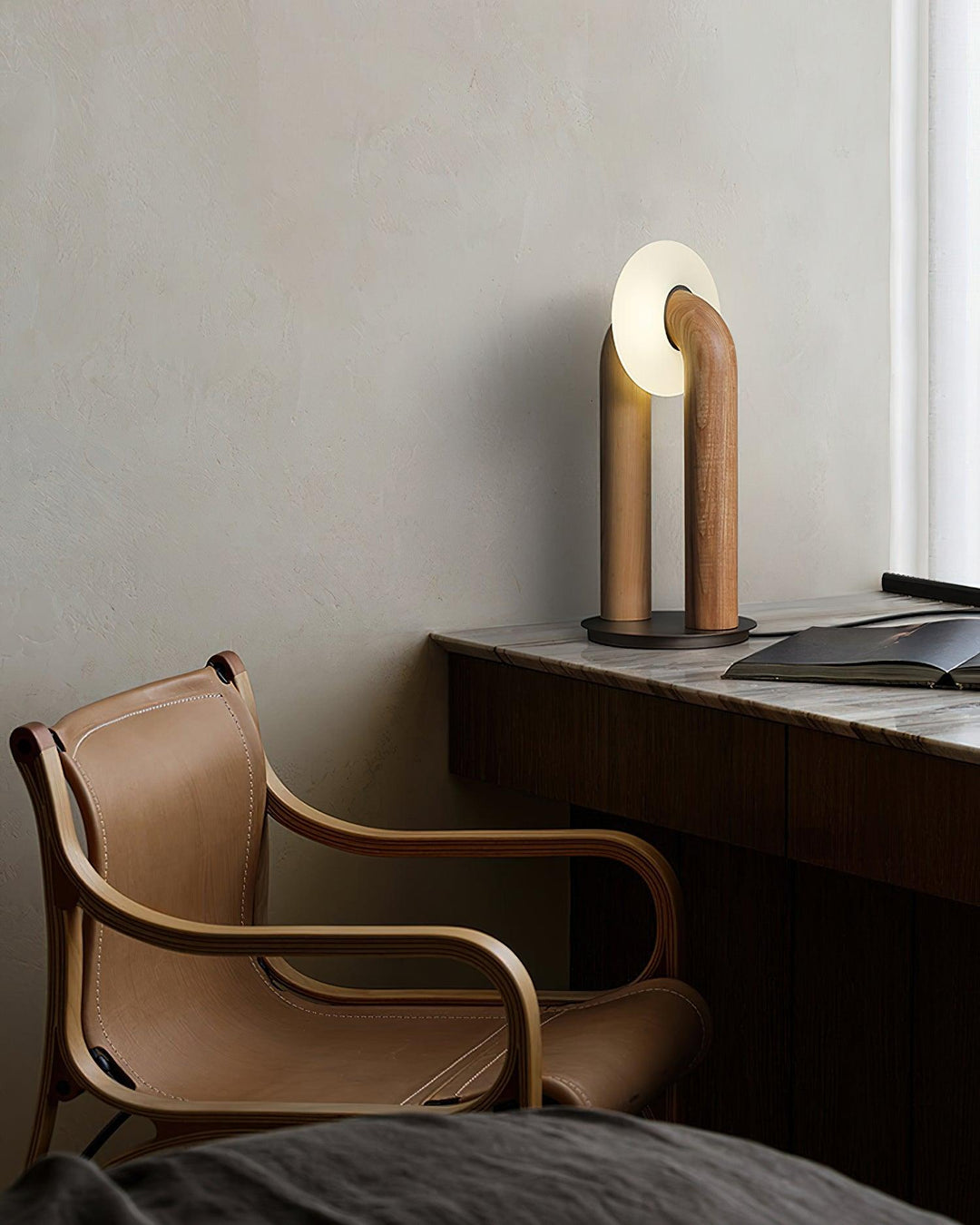 U - Shaped Xuanguang Table Lamp - Vakkerlight