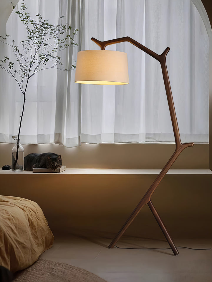 Umahi Floor Lamp - Vakkerlight