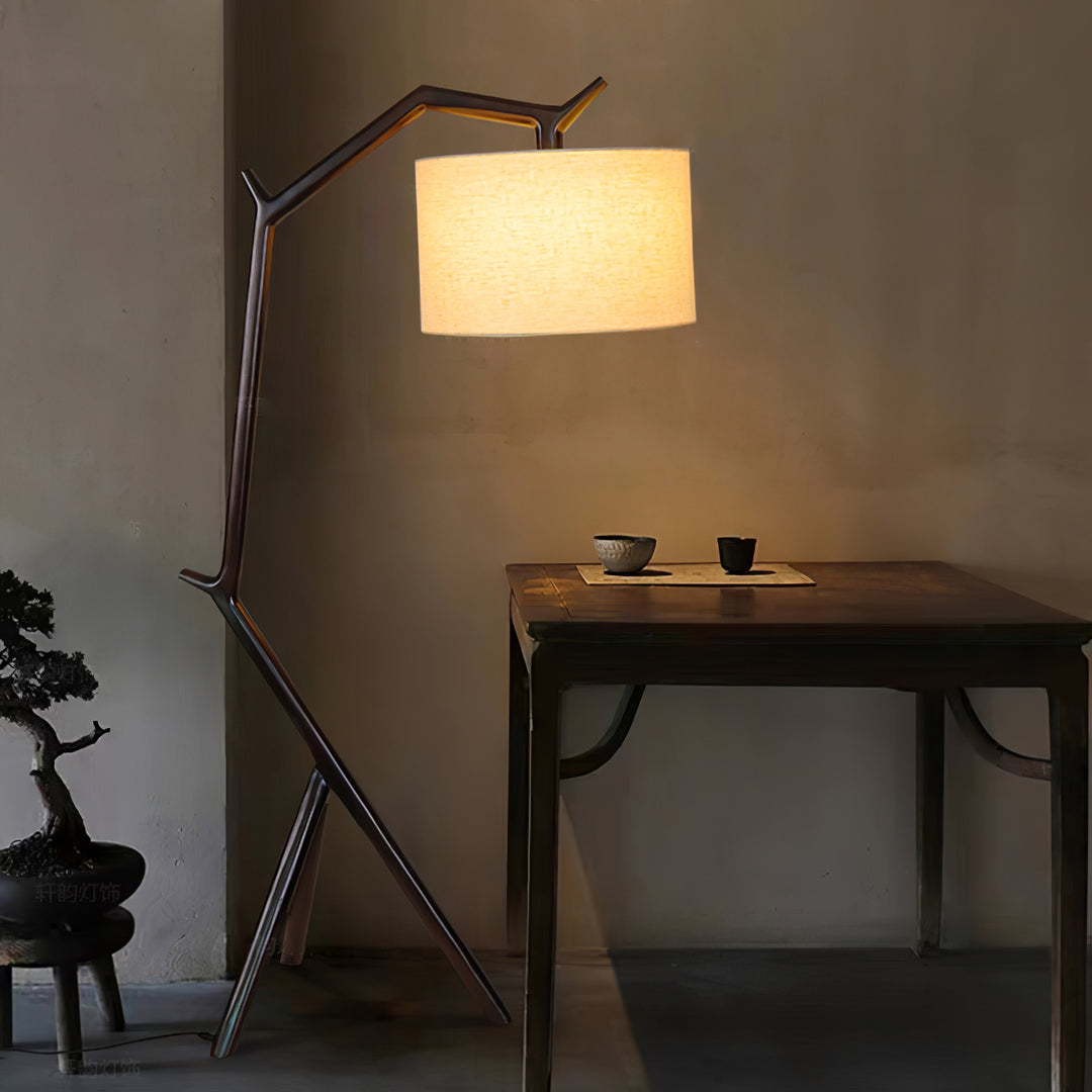 Umahi Floor Lamp - Vakkerlight