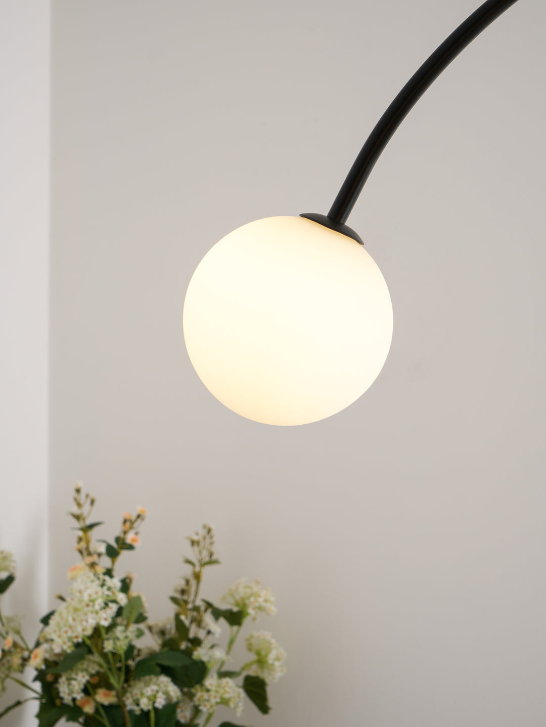 Valentina Arc Chandelier - Vakkerlight