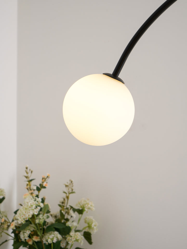 Valentina Arc Chandelier - Vakkerlight