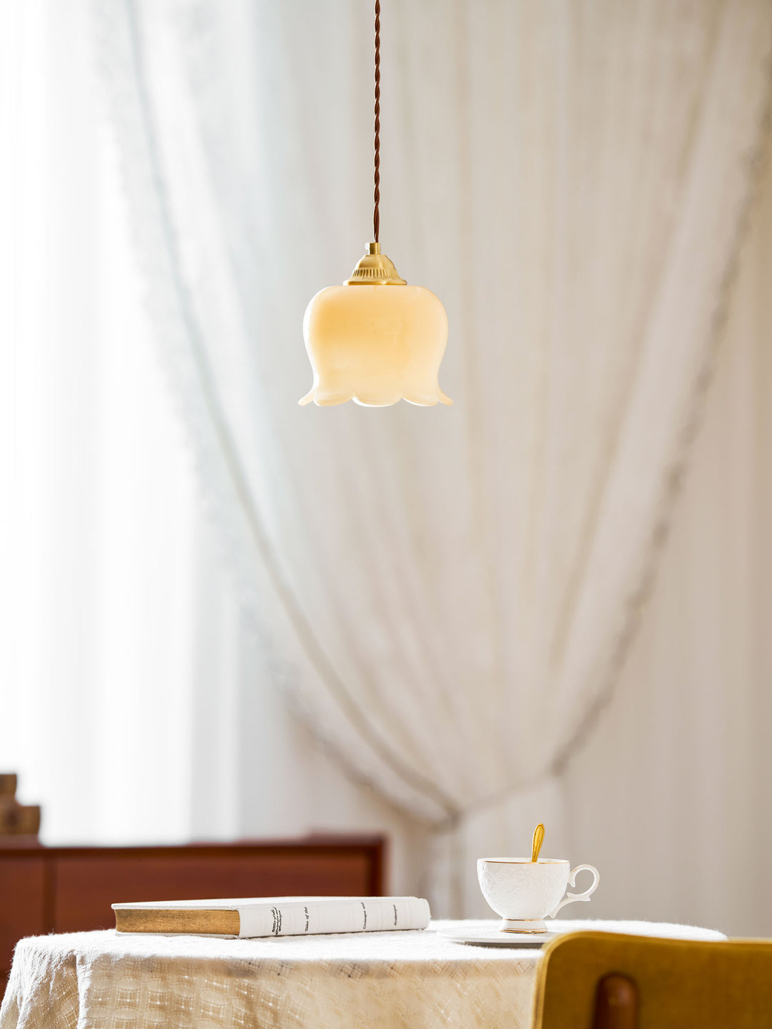 Valley Flower Pendant Lamp - Vakkerlight