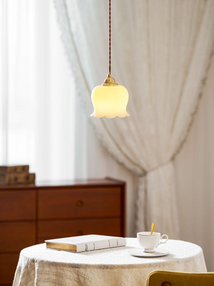 Valley Flower Pendant Lamp - Vakkerlight