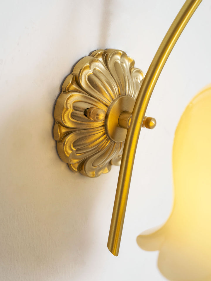 Valley Flower Wall Lamp - Vakkerlight