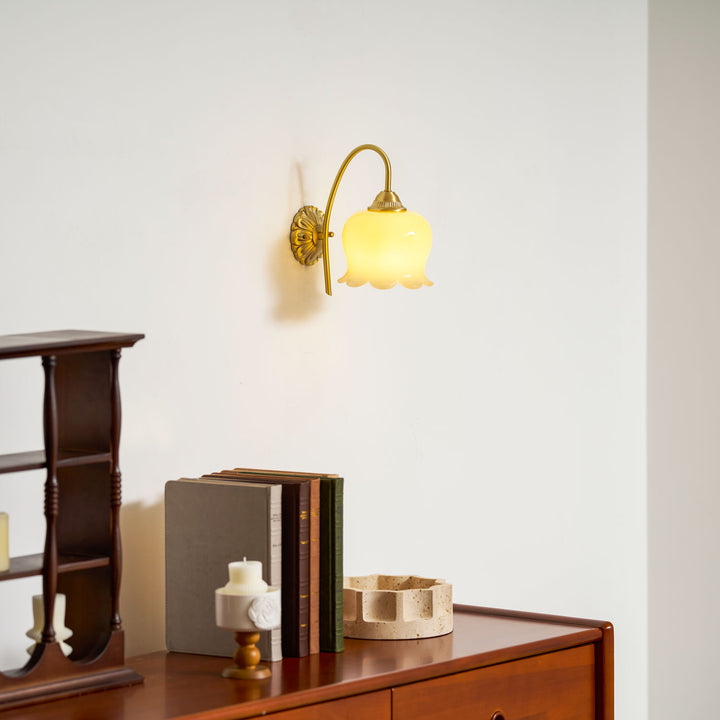 Valley Flower Wall Lamp - Vakkerlight