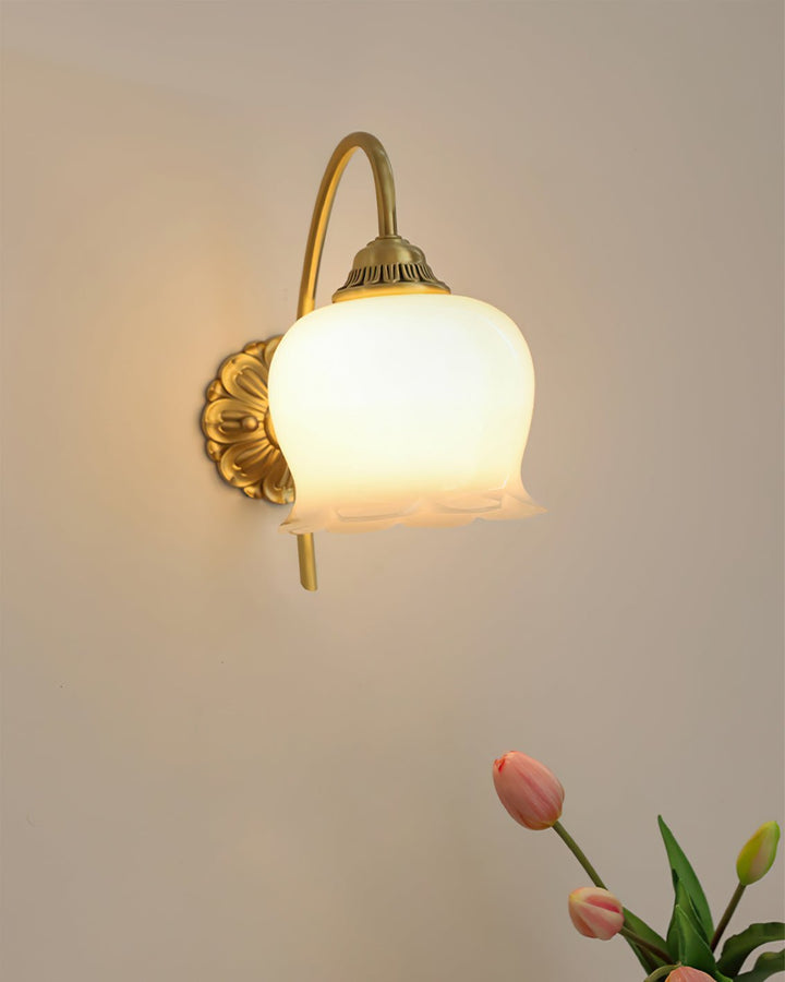 Valley Flower Wall Lamp - Vakkerlight