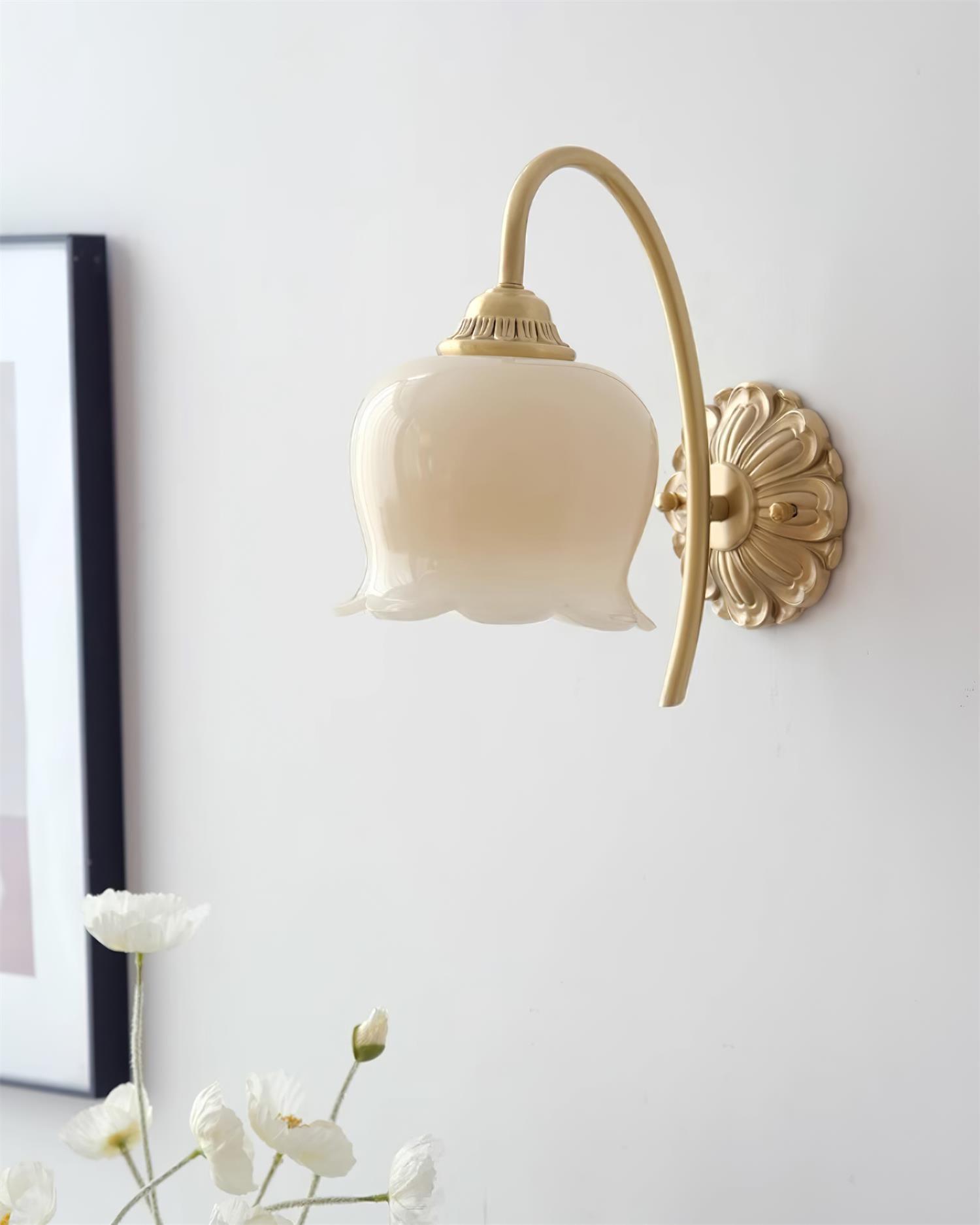 Valley Flower Wall Lamp – Vakkerlight