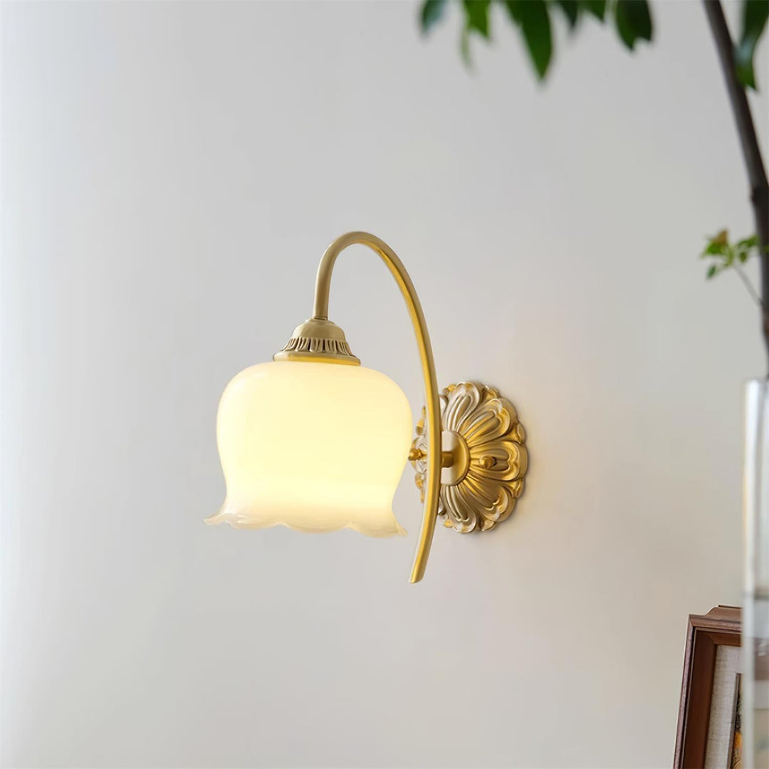 Valley Flower Wall Lamp - Vakkerlight