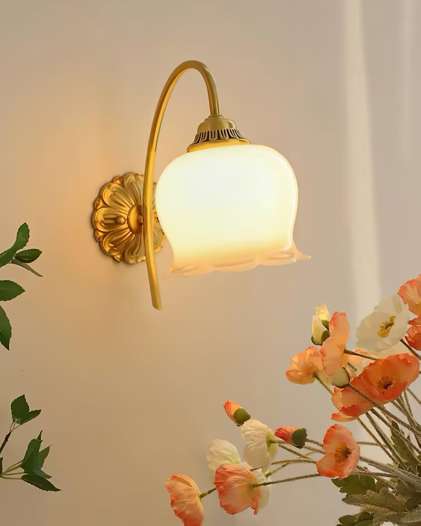 Valley Flower Wall Lamp – Vakkerlight