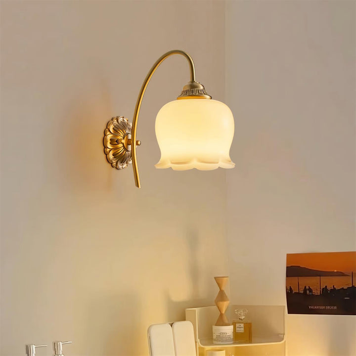 Valley Flower Wall Lamp - Vakkerlight