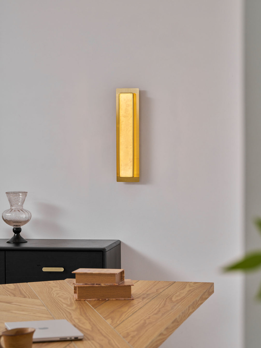 Velmora Alabaster Wall Light