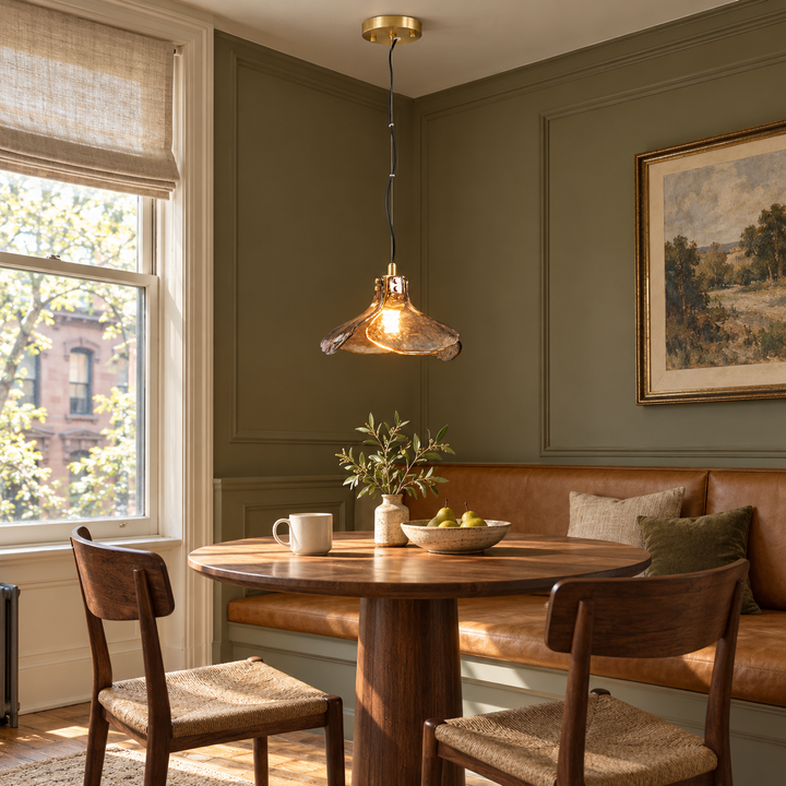 Veloria Leaf Glass Pendant Light
