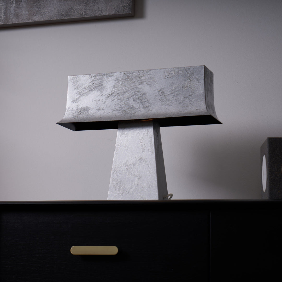 Veltan Table Lamp - Vakkerlight