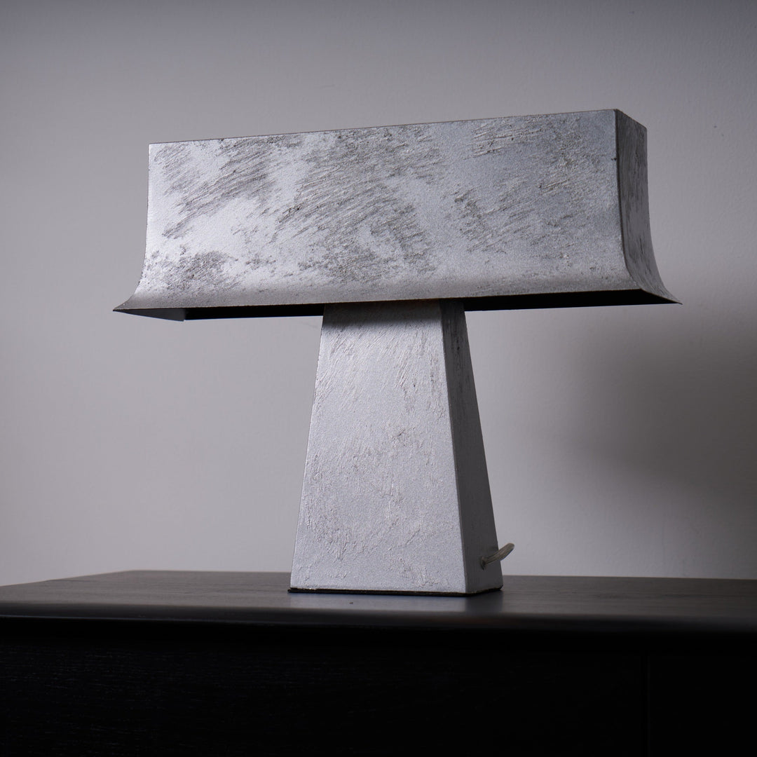 Veltan Table Lamp - Vakkerlight