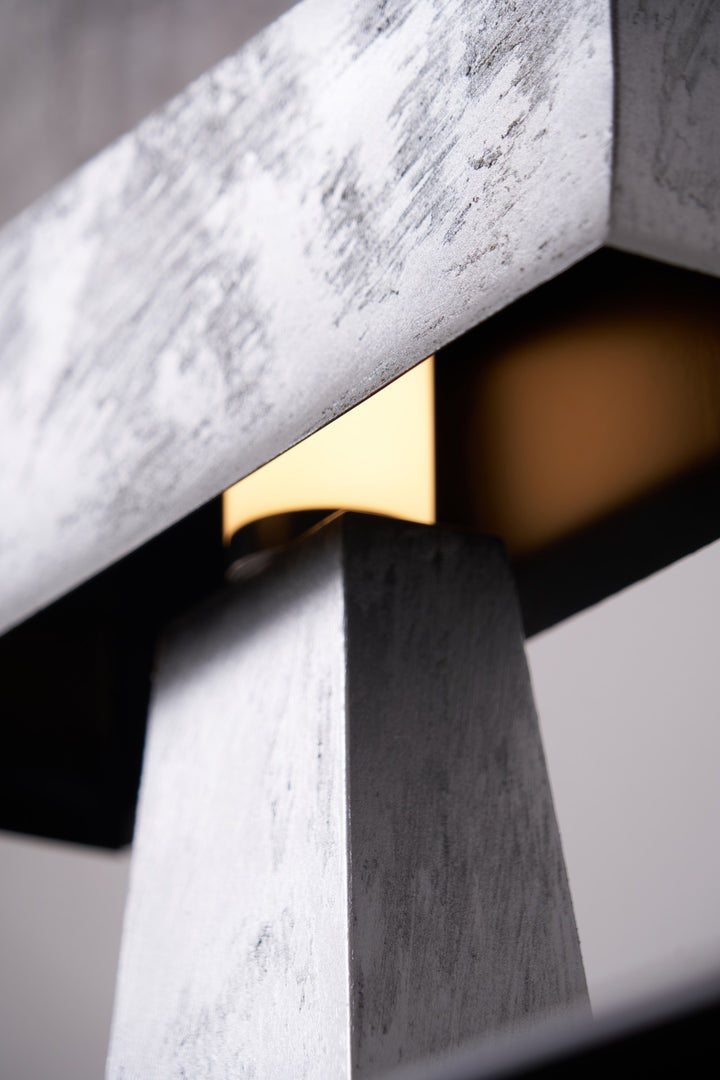 Veltan Table Lamp - Vakkerlight