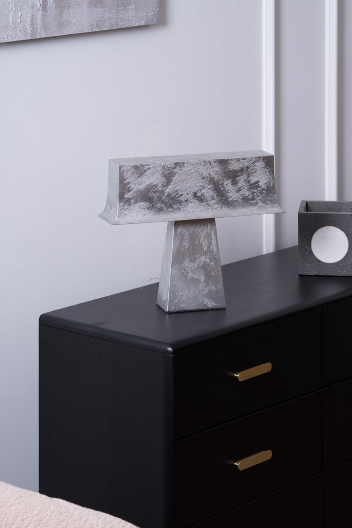 Veltan Table Lamp - Vakkerlight