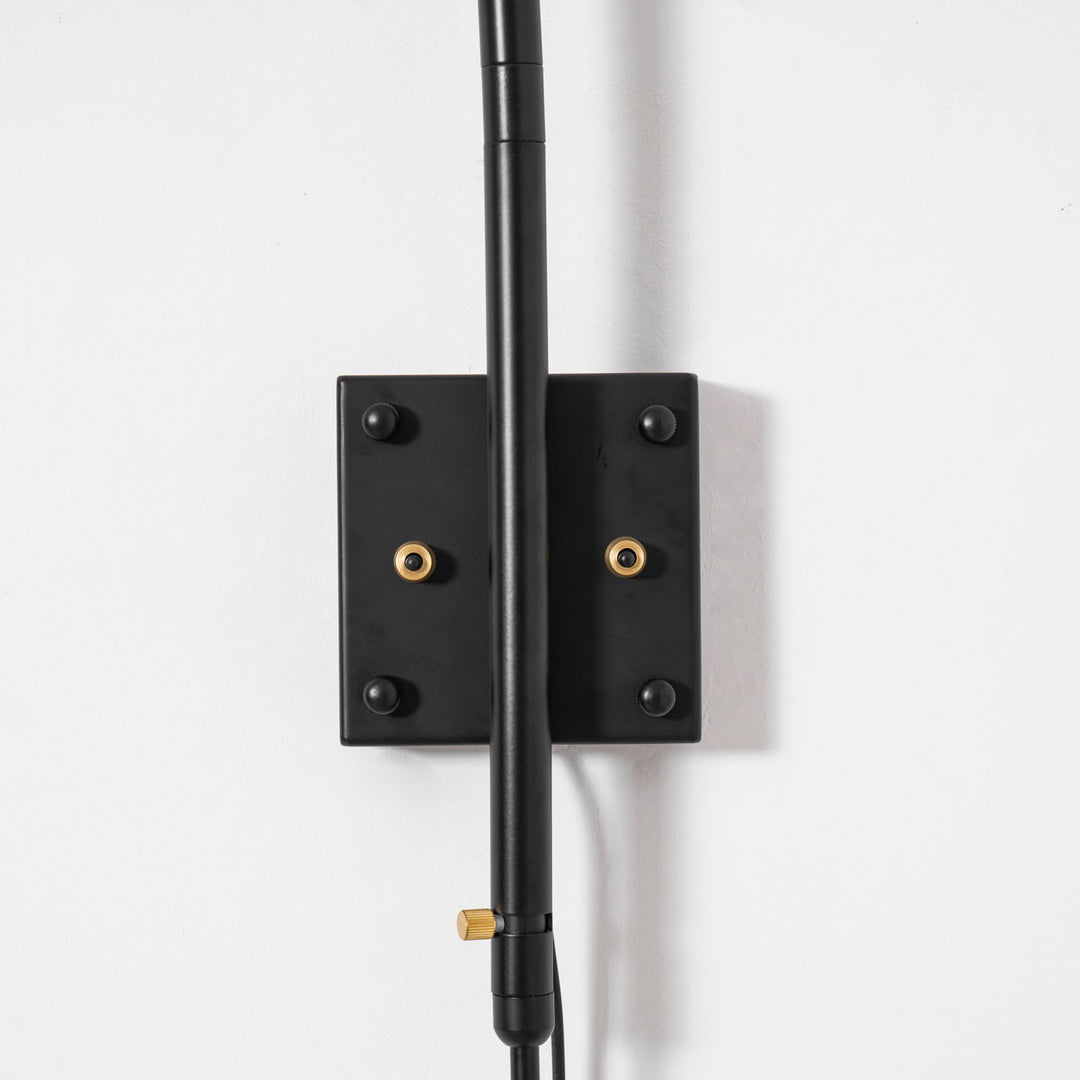 Versatile Arm Wall Sconce - Vakkerlight