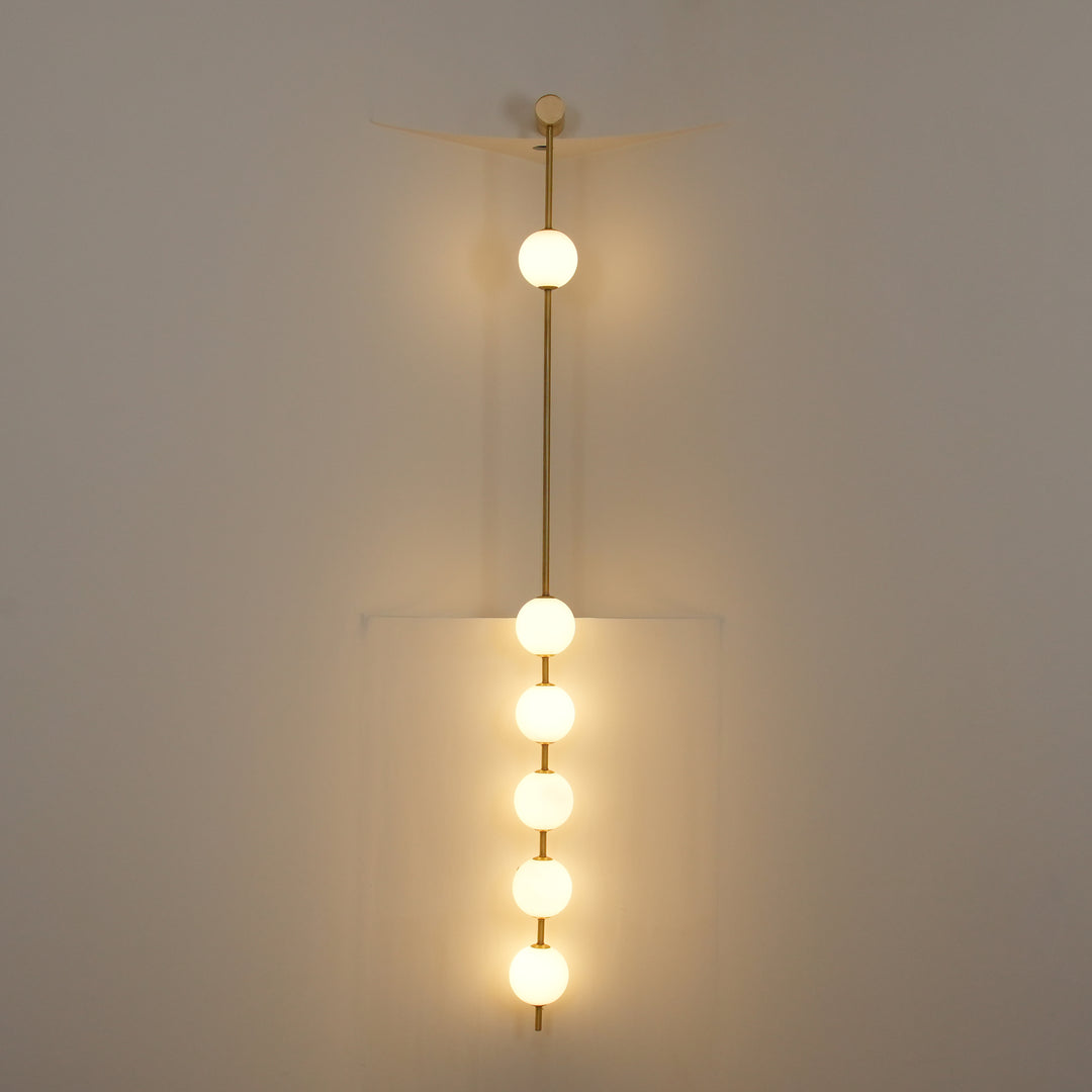 Vertical Balls Wall Lamp - Vakkerlight