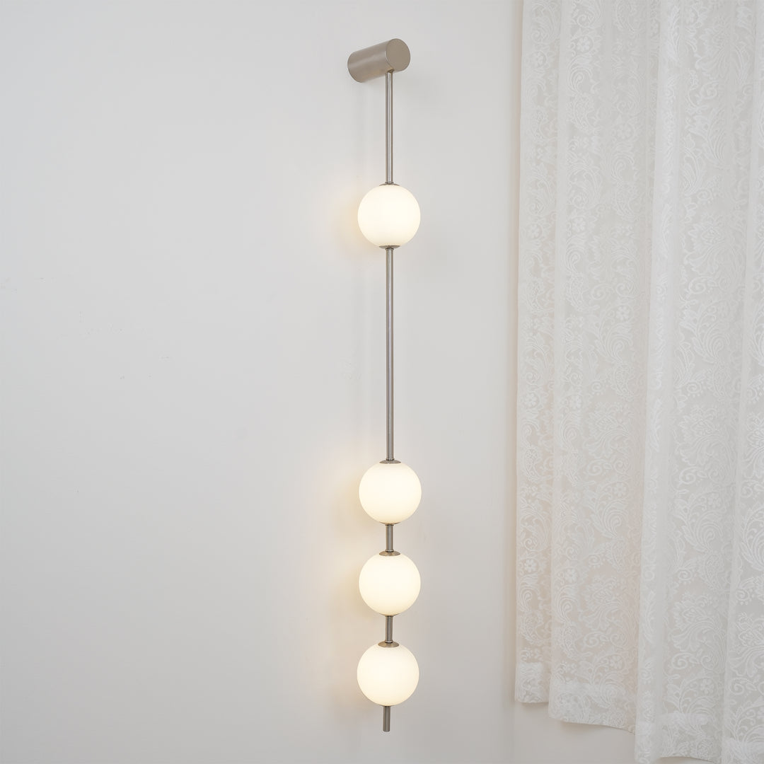 Vertical Balls Wall Lamp - Vakkerlight