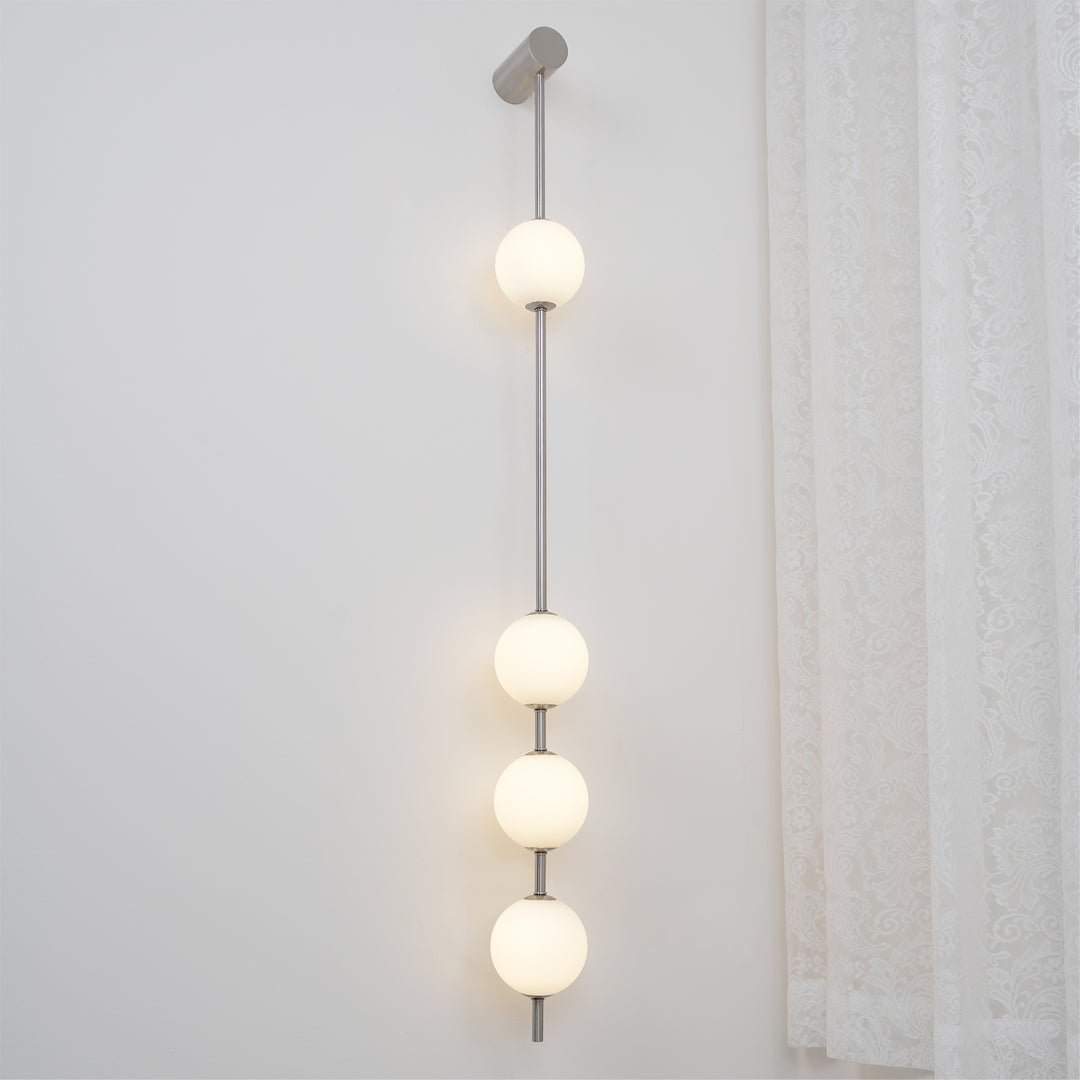 Vertical Balls Wall Lamp - Vakkerlight