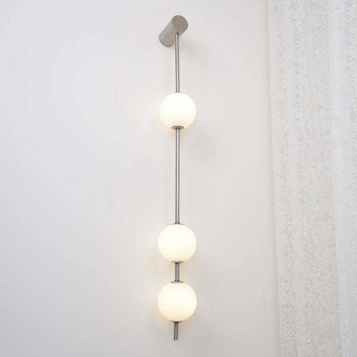 Vertical Balls Wall Lamp - Vakkerlight