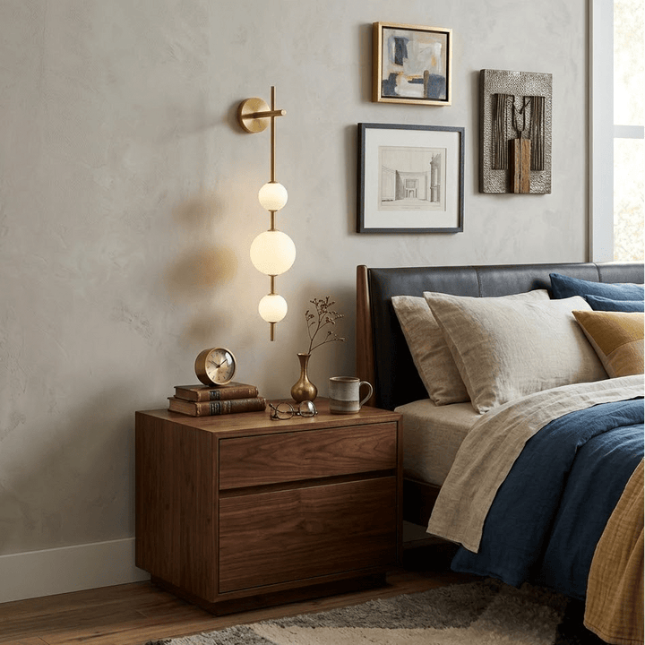 مصباح حائط عمودي على شكل كرة أرضية