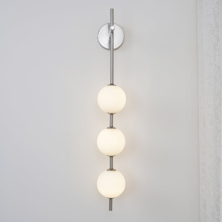 Vertical Globe Wall Lamp - Vakkerlight