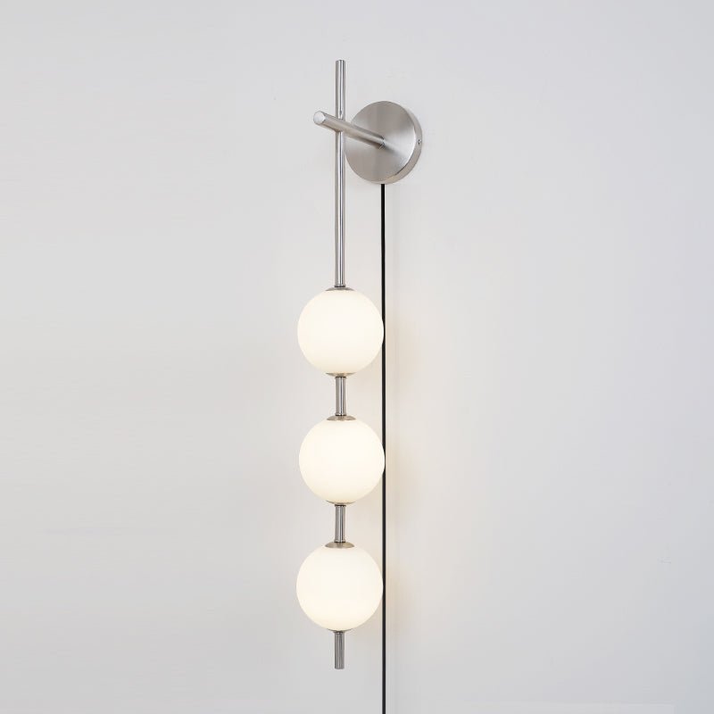 Vertical Globe Plug - in Wall Lamp - Vakkerlight